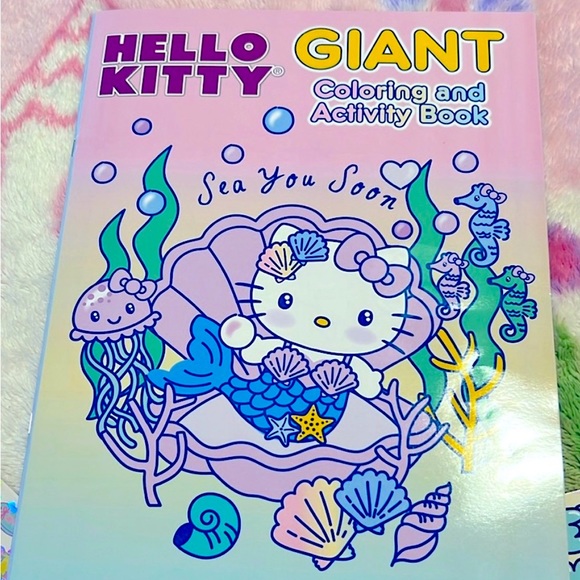 Hello Kitty Coloring Book - Picture 9 of 11